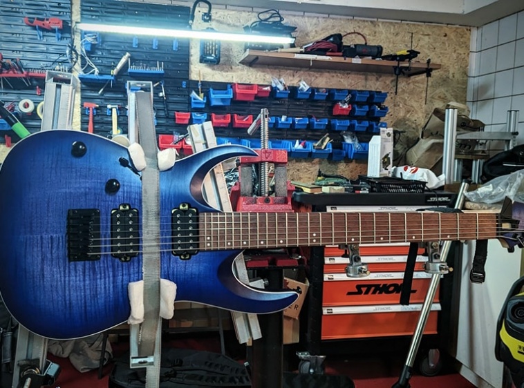 Hammer-on Naprawa instrument&oacute;w muzycznych 